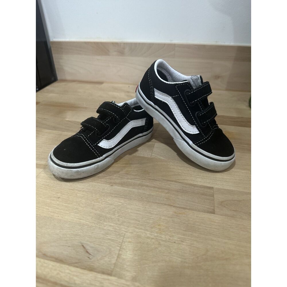 Vans Toddler Old Skool V Black White Velcro Sneakers Size 8
